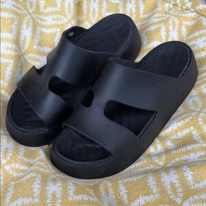CROCS H-Strap Wedge Platform Sandals